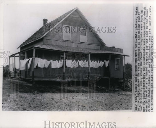 1954 Wire Photo This picture taken in June 1934 shows the frame farmhouse of - Historic Images