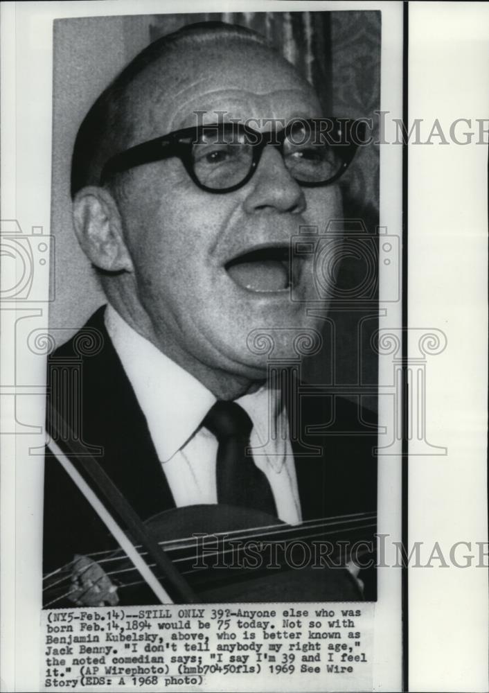 1969 Wire Photo Benjamin Kubelsky American Comedian known as Jack Benny. - Historic Images