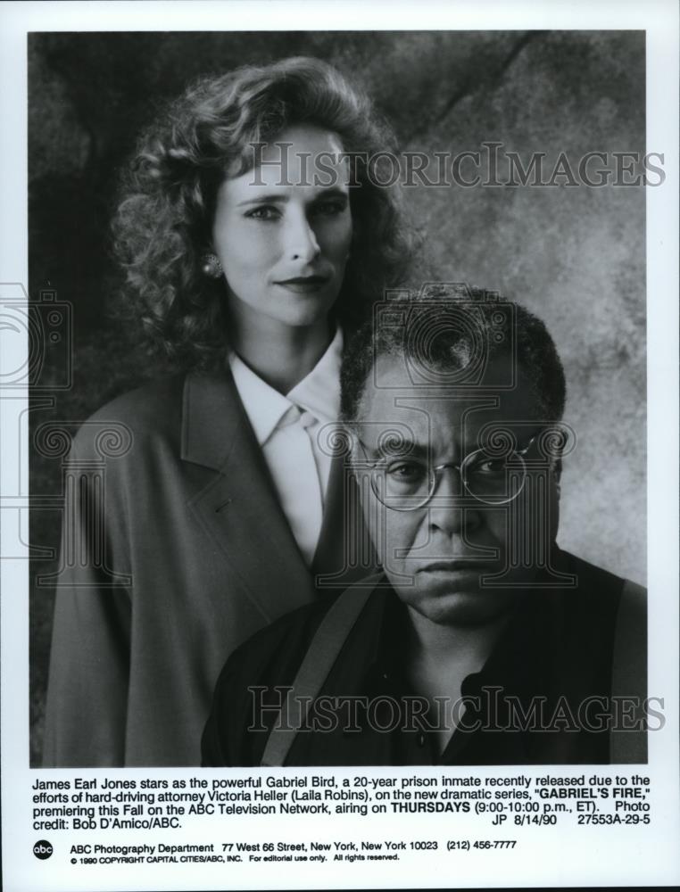 1990 Press Photo James Earl Jones and Laila Robins star in Gabriel&#39;s Fire - Historic Images