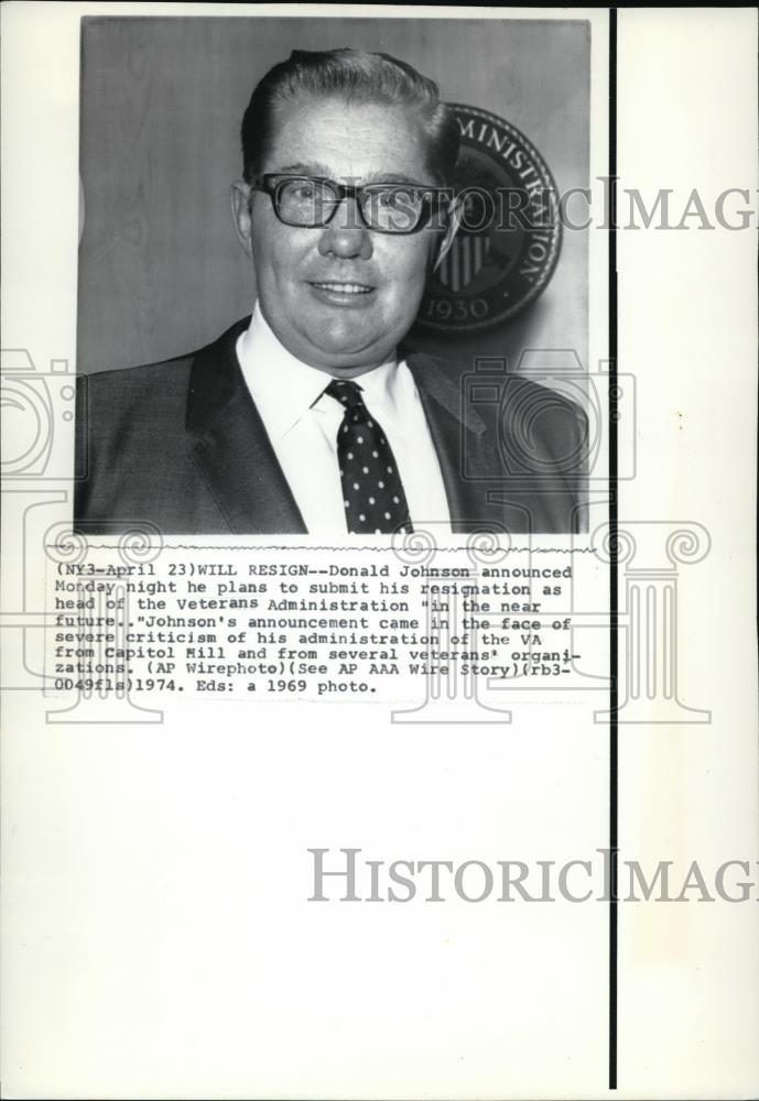 1974 Wire Photo Donald Johnson announced Monday night he plans to submit his - Historic Images