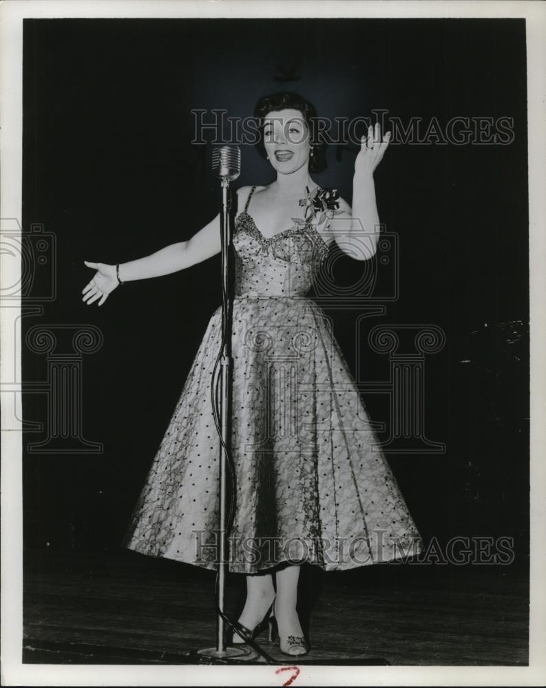1958 Press Photo Denise Lor American Pop Singer and Actress - cvp32662 - Historic Images