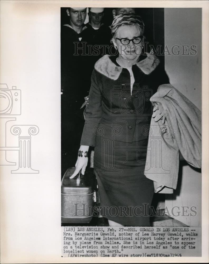 1965 Wire Photo Mrs.M. Oswald Walks from Los Angeles International Airport - Historic Images