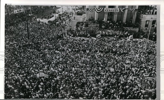1960 Wire Photo Sen. Kennedy spoke to crowd from Montgomery County courthouse - Historic Images