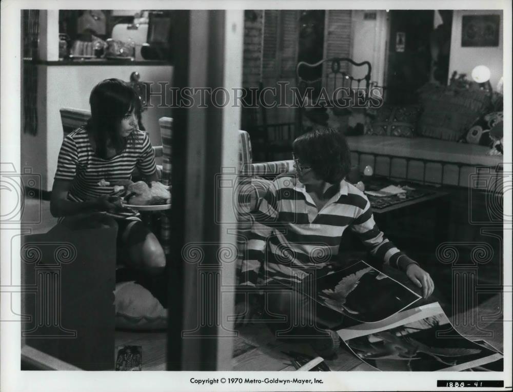 1971 Press Photo Shelley Duvall and Bud Cort in &quot;Brewster McCloud&quot; - cvp30809 - Historic Images