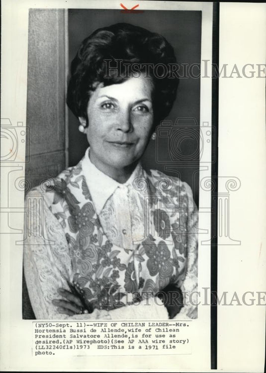1973 Wire Photo Wife of Chilean Leader, Mrs. Hortensia Bussi de Allende - Historic Images