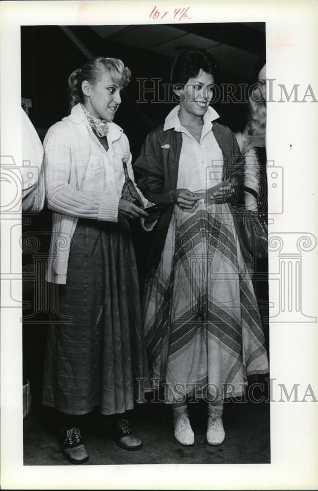 1979 Press Photo Those Lips Those Eyes Bonnie Howell Clara Garcia - cvp37197 - Historic Images