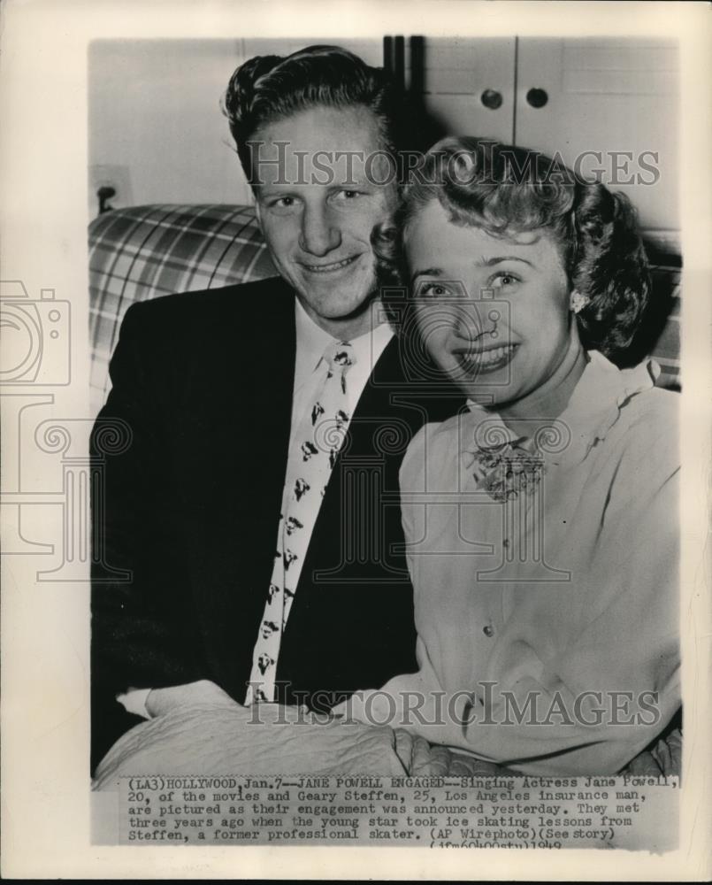 1949 Wire Photo Jane Powell engaged to Geary Steffen. - cvw04789 - Historic Images