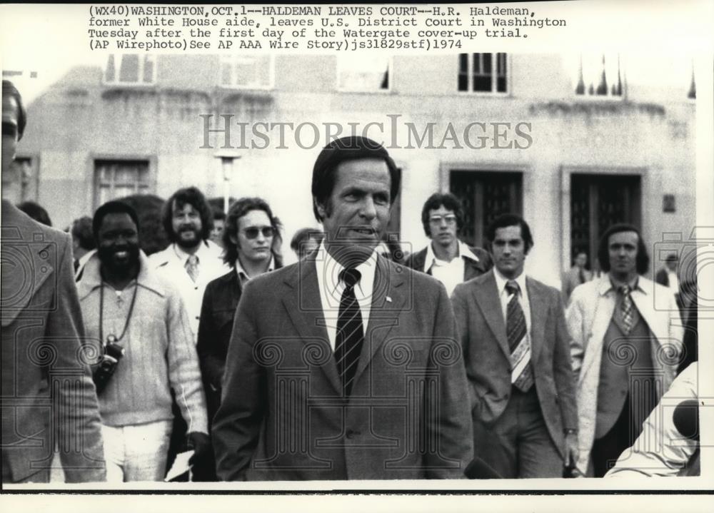 1974 Wire Photo Haldeman leaves court - cvw03829 - Historic Images