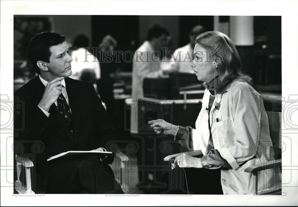1987 Press Photo Charles Gibson and Dr. Bernadine Healy Good Morning America - Historic Images