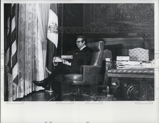 1977 Press Photo Mayor Ralph J.Perk - cva48618 - Historic Images