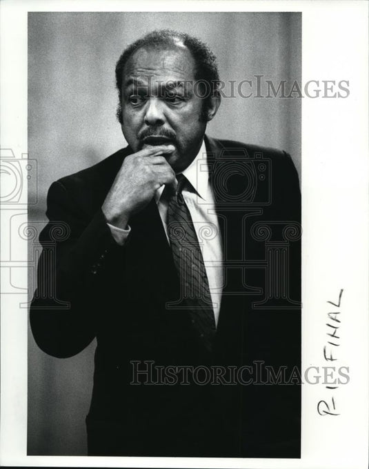 1989 Press Photo Carl Stokes - cva44047 - Historic Images