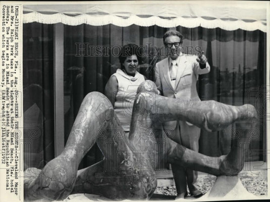1972 Wire Photo Cleveland Mayor & Mrs Ralph Perk at Miami Beach hotel - Historic Images