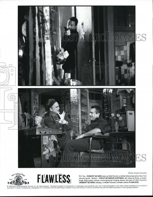 1999 Press Photo Robert De Niro and Philip Seymour Hoffman star in Flawless - Historic Images