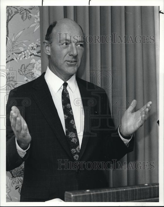 1991 Press Photo Boaka A. Sells - cva40887 - Historic Images