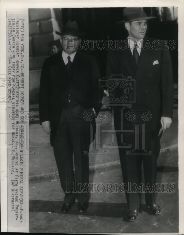 1944 Wire Photo Former President Herbert Hoover with son at the Willkie funeral - Historic Images