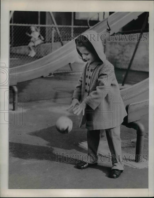 1948 Press Photo Children Fashions Wear. - nee81829 - Historic Images