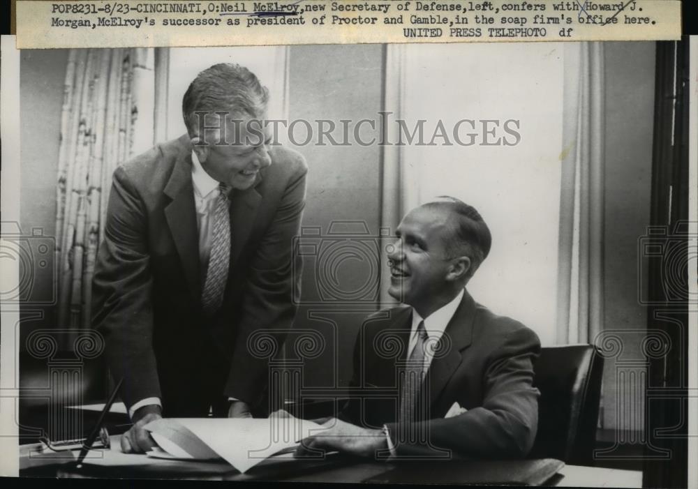 1957 Press Photo Neil McElroy Secretary of Defense Howard Morgan Proctor Gamble - Historic Images