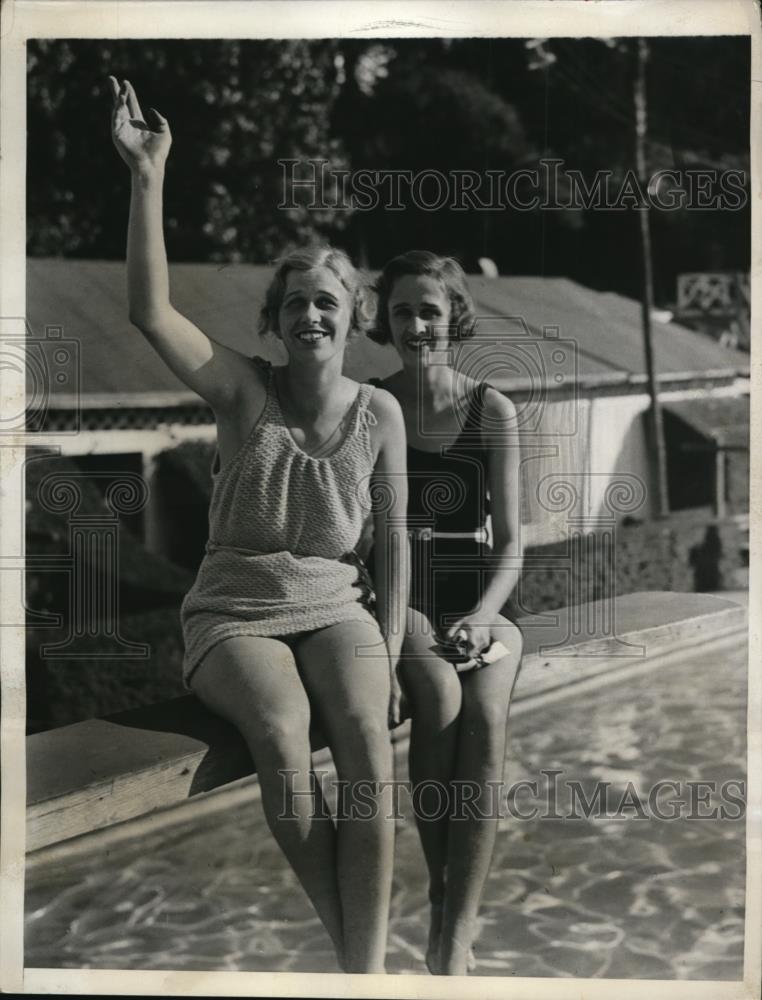 1932 Press Photo Mrs James Roosevelt &amp; Mrs Curtis Dall in Warm Springs GA - Historic Images