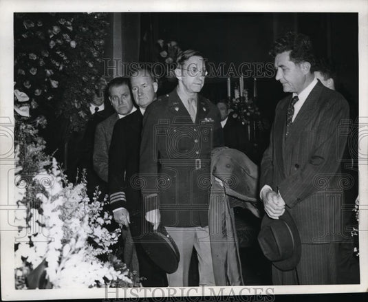 1946 Press Photo Governor Lausche, General Donald Pancoat & Commander Henderson - Historic Images