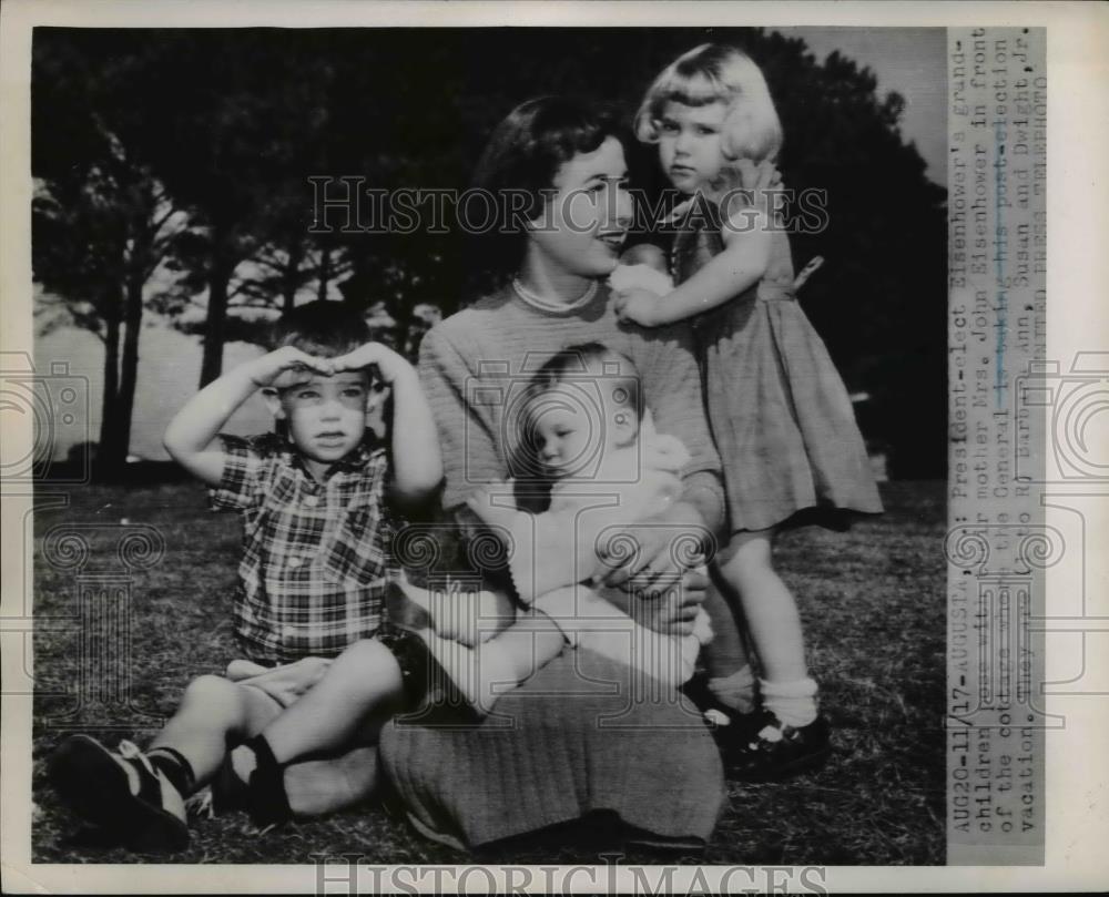 1952 Press Photo Pres. Dwight Eisenhower Grand Children with their mother - Historic Images