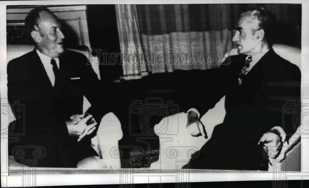 1969 Press Photo Tehran Iran Secy of State Wm Rogers with Shah of Irna - Historic Images