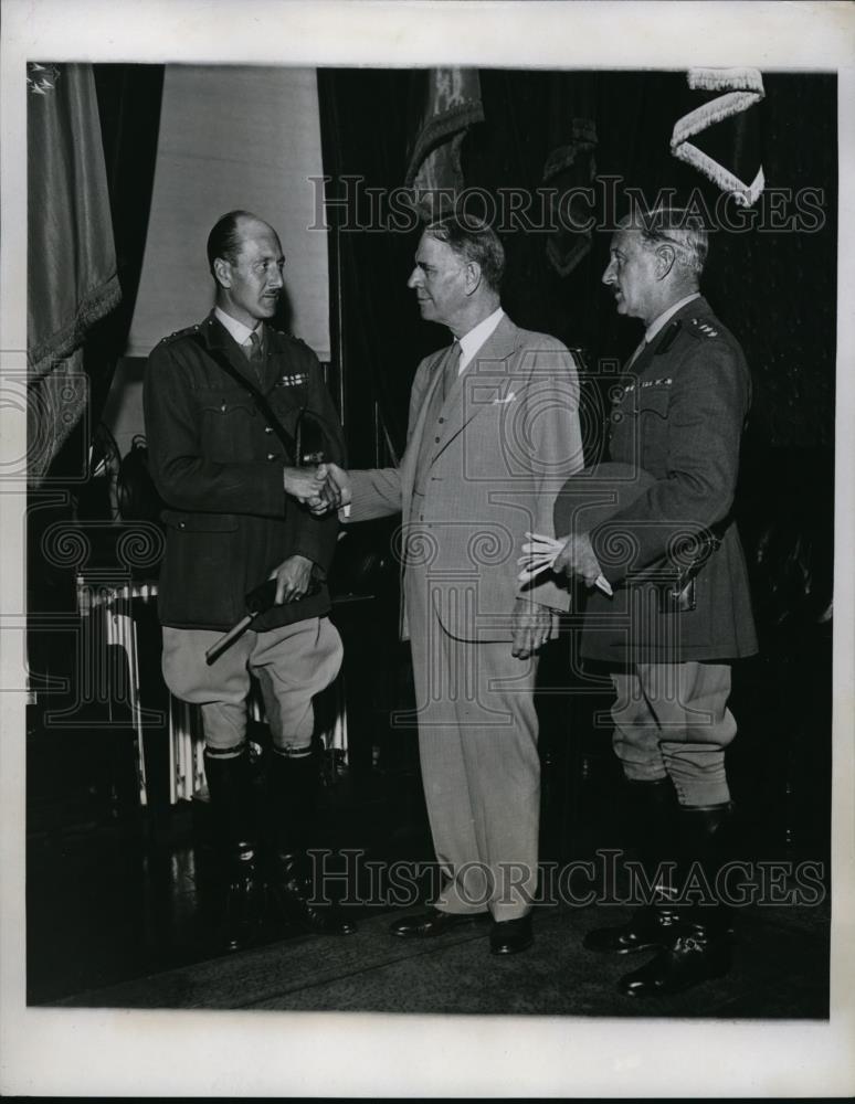 1934 Press Photo Col Maurice F Day Lt Col WWT Tord and Sec of War George Dern - Historic Images