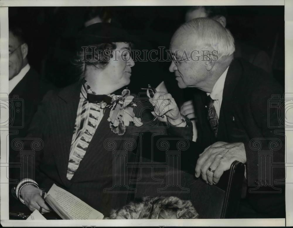 1938 Press Photo Representatives Edith Rogers &amp; Allen Treadway at Trade Pact Com - Historic Images