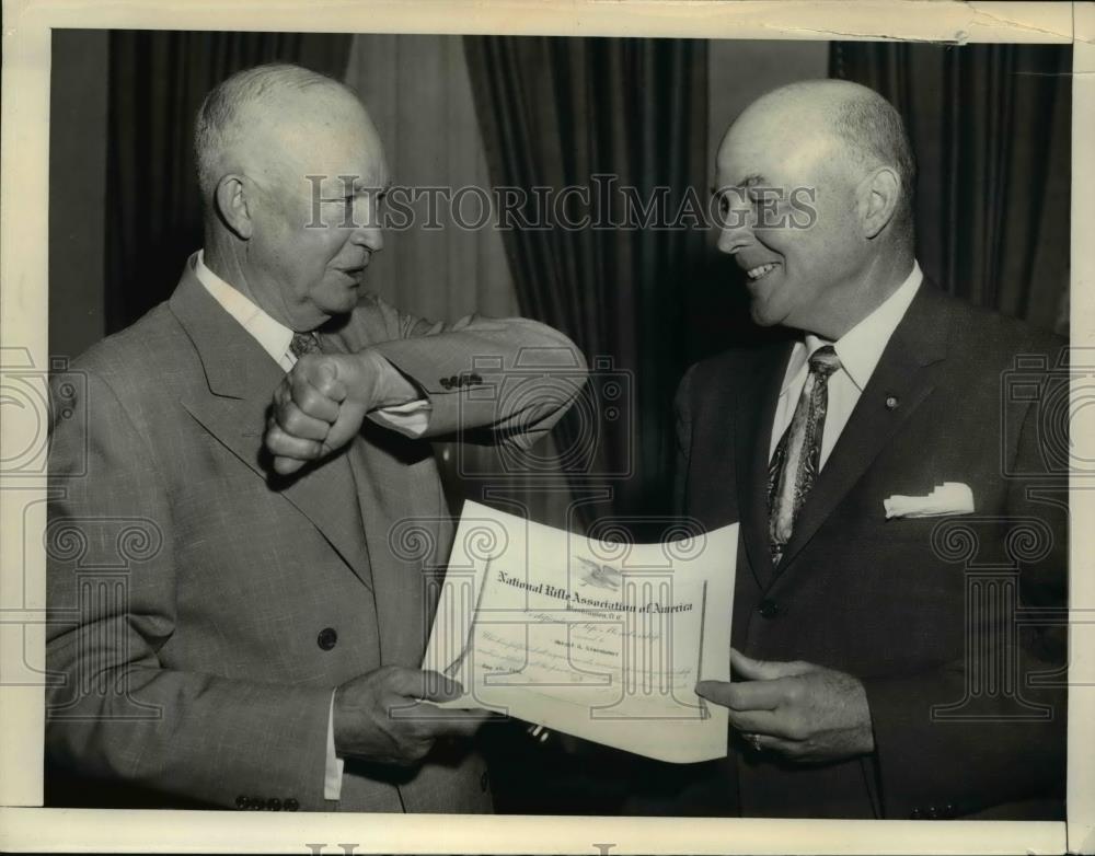 1956 Press Photo Washington President Eisenhower receiving lifetime membership. - Historic Images