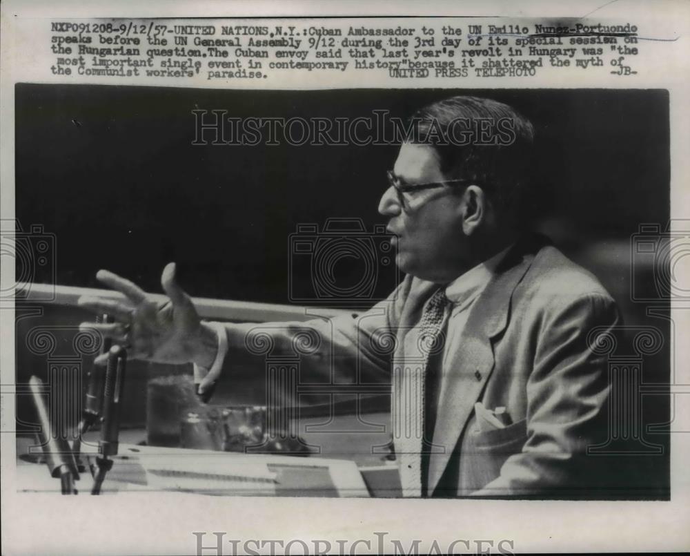 1957 Press Photo Cuban Amb. to UN Emilio Nunez-Portuonde Gen. Assembly - Historic Images