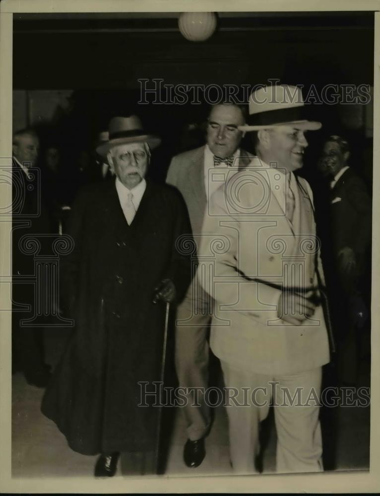 1934 Press Photo Sam Insull(L) defrauds investors court, (C) Floyd Thompson atty - Historic Images