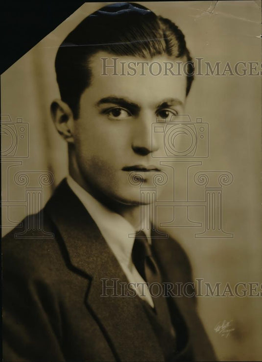 1934 Press Photo Schuyler Smith of South Shore Players Company - Historic Images