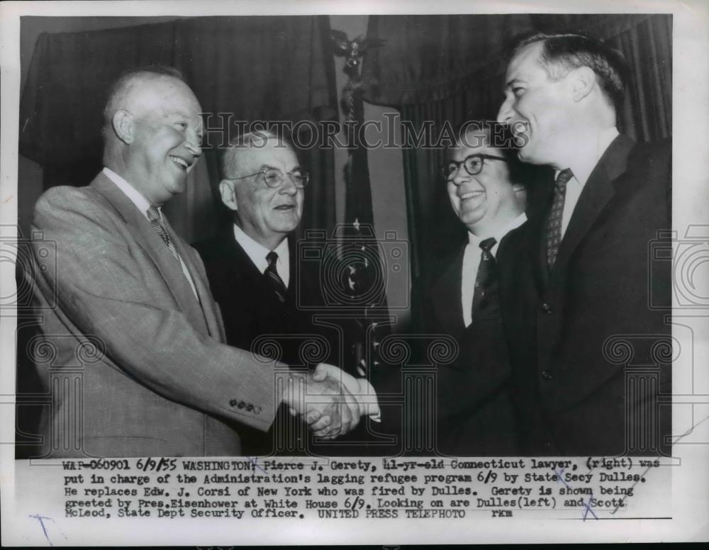 1955 Press Photo President Eisenhower &amp; Pierre J Gerety CT attorney - nee80029 - Historic Images