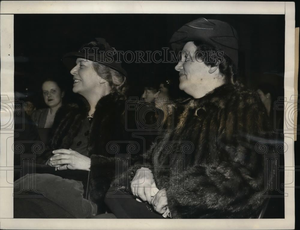 1941 Press Photo Alice Roosevelt Longworth, Mrs. Robert A Taft House Foreign - Historic Images