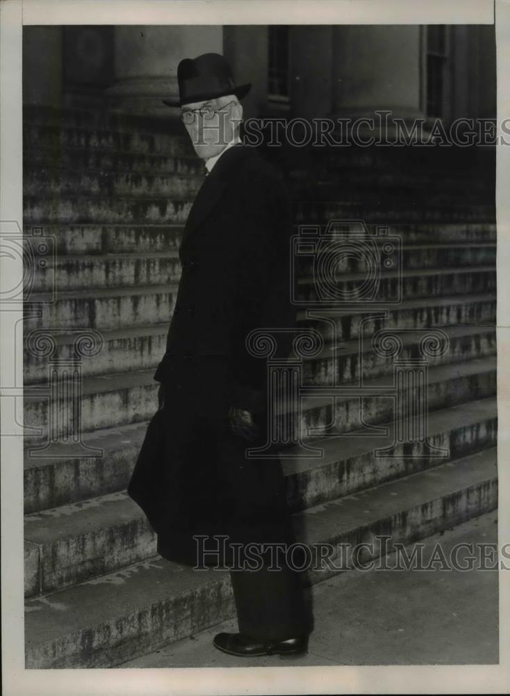 1937 Press Photo Dr. Francis Townsend At District Supreme Court In Washington - Historic Images