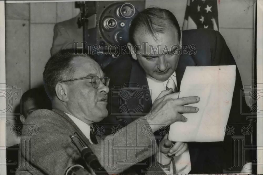 1954 Press Photo Jenkins And Senator Joseph McCarthy At Washington Meeting - Historic Images