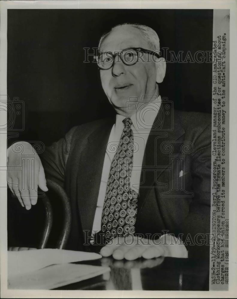 1951 Press Photo Beryl Peppercorn Cleveland manager of CIO Amalgamated Workers - Historic Images