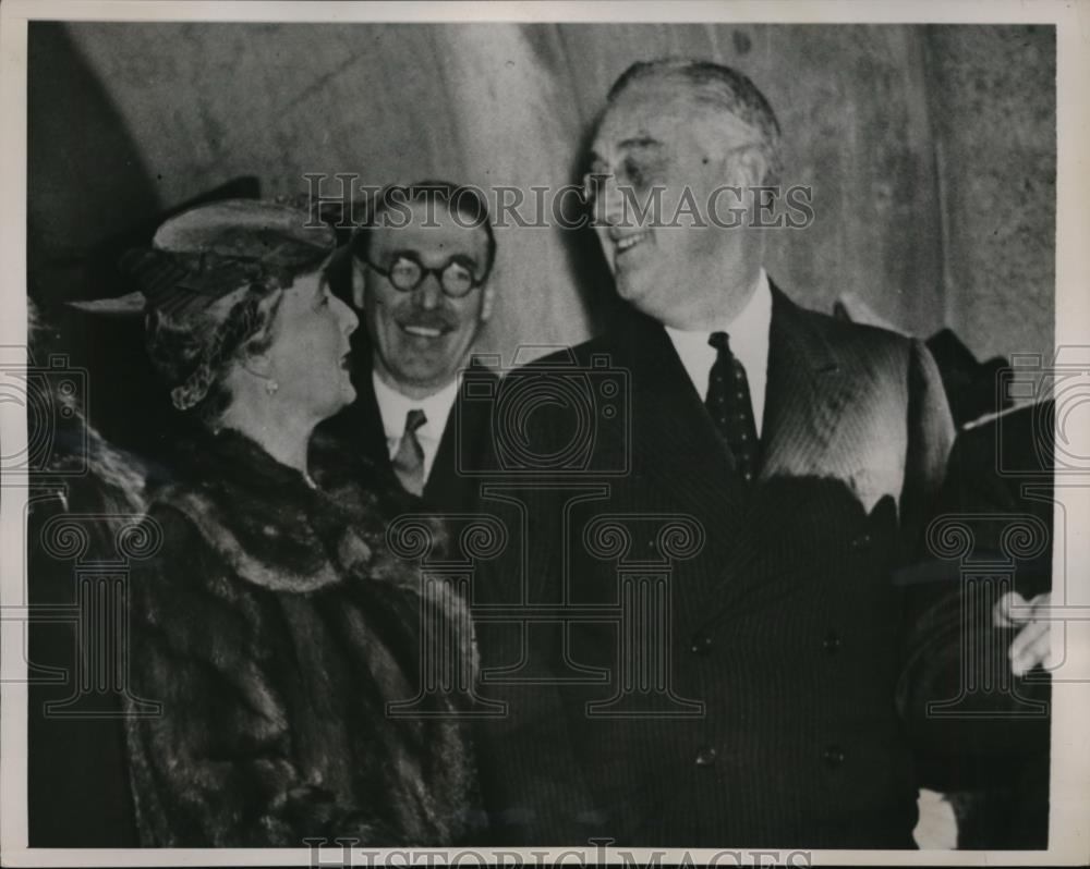1940 Press Photo President Franklin Roosevelt at St James Episcopal Church - Historic Images