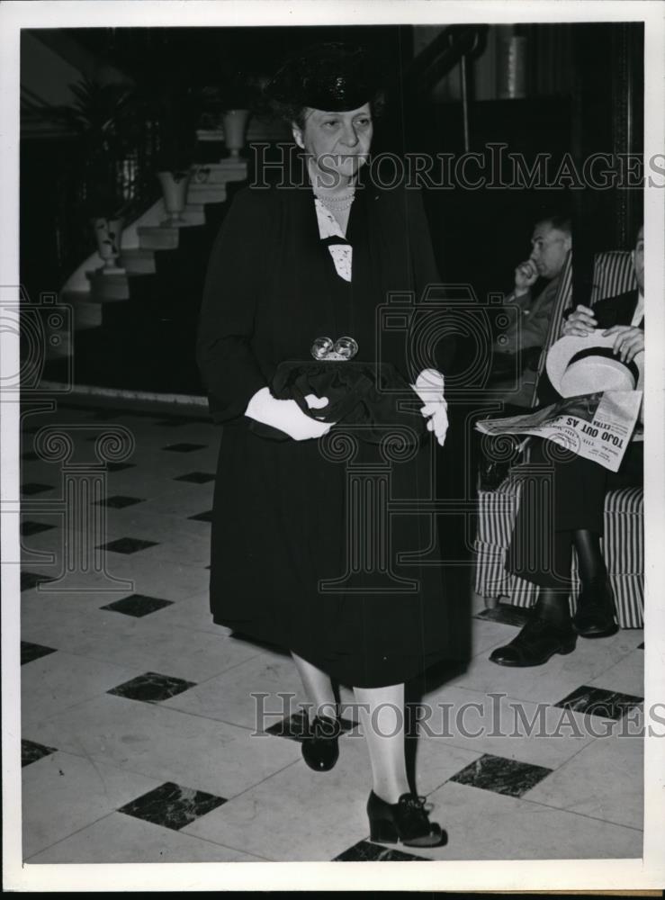 1944 Press Photo Labor Secretary Frances Perkins at Democratic Convention - Historic Images