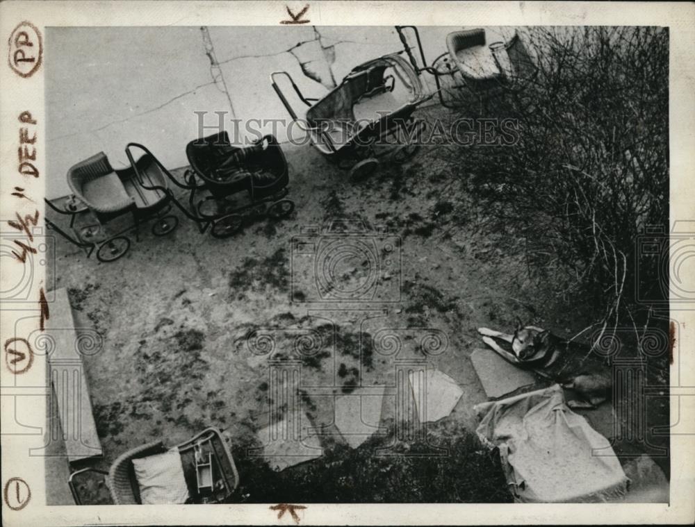 1937 Press Photo Baby Buggies Outside Childrens Birthday Party - Historic Images