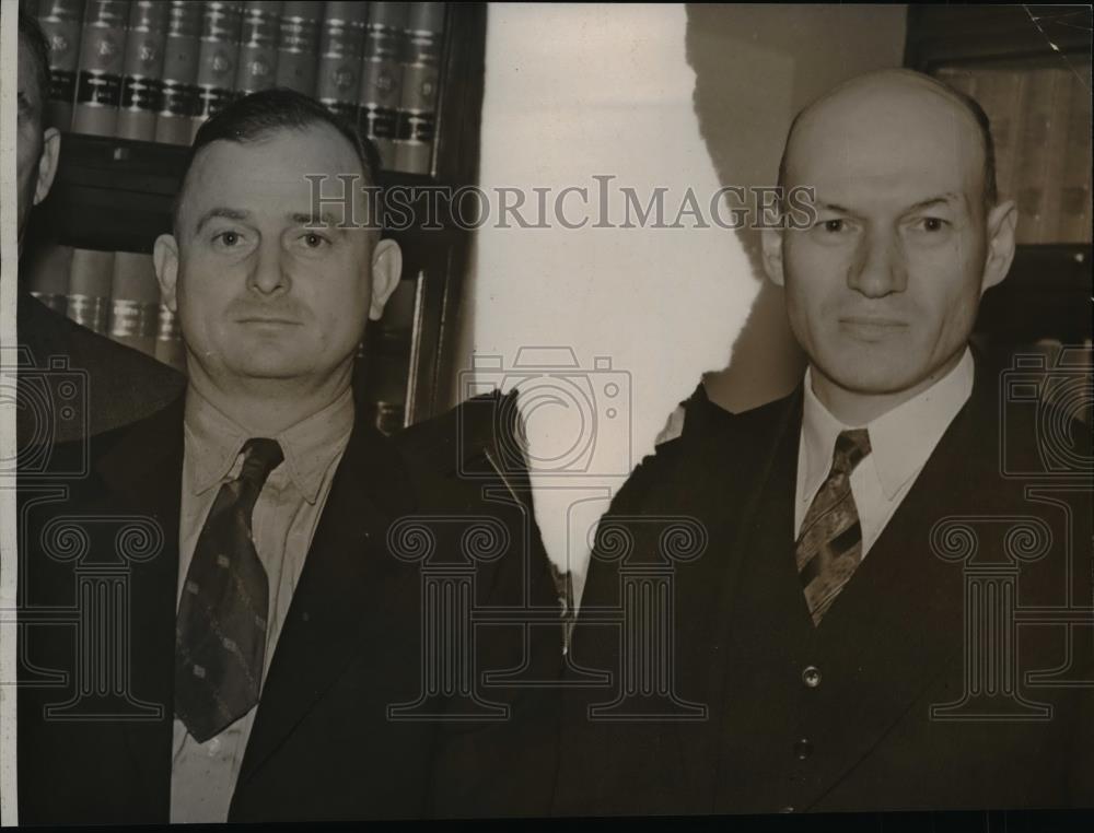 1937 Press Photo Sheriff Earl Evans and William Rock two of 41 defendents - Historic Images