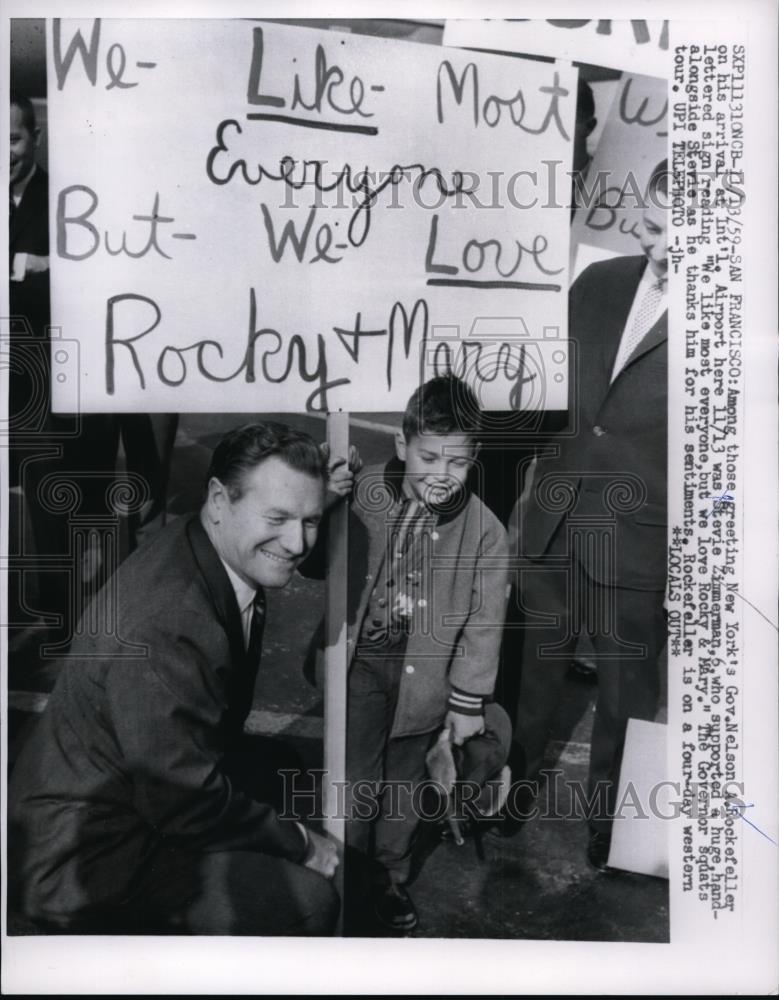 1959 Press Photo New York Governor Nelson Rockefeller, Boy Stevie Zimmerman - Historic Images