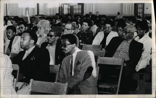 Press Photo Audience at Peoples Court - nee57905 - Historic Images