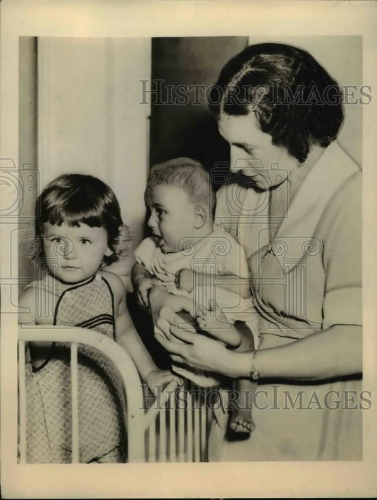 1936 Press Photo Virginia & Walter Wojcik Mother Arrested for Abandoning Them - Historic Images