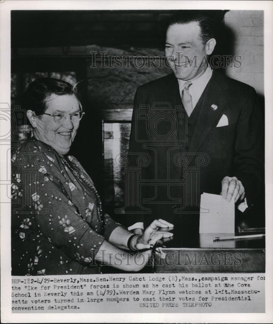 1952 Press Photo MA Senator Henry Cabot Lodge campaigns for Ike Eisenhower - Historic Images