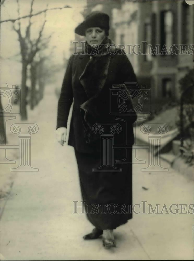 1923 Press Photo Mrs Miles Poindexter Wife of Senator from Washington - Historic Images