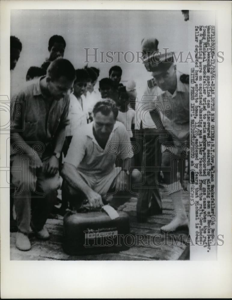 1961 Press Photo New York Governor Nelson Rockefeller in New Guinea - Historic Images