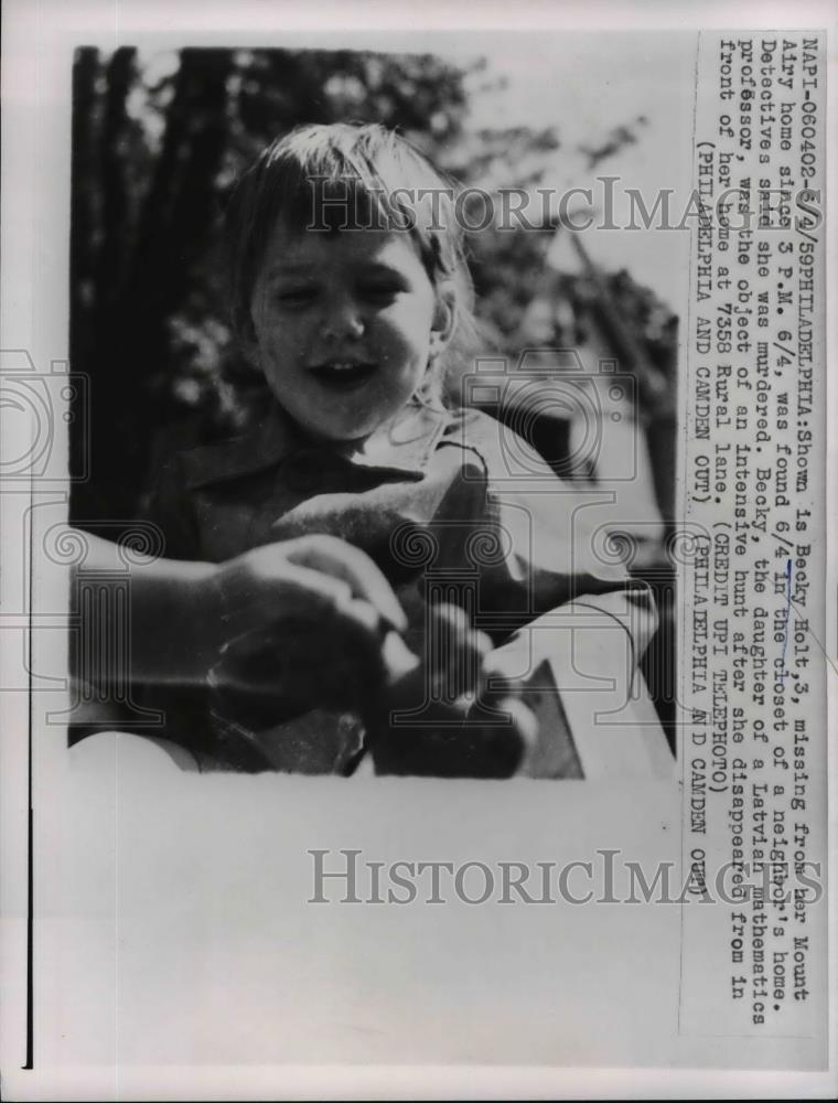 1959 Press Photo Becky Holt, 3 missing child found murdered in neighbors home - Historic Images