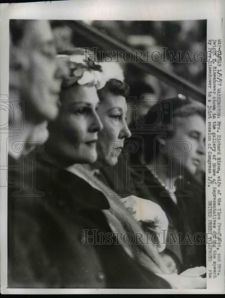 1957 Press Photo Mrs. Richard Nixon, Mrs. Dwight Eisenhower in the House of Rep. - Historic Images