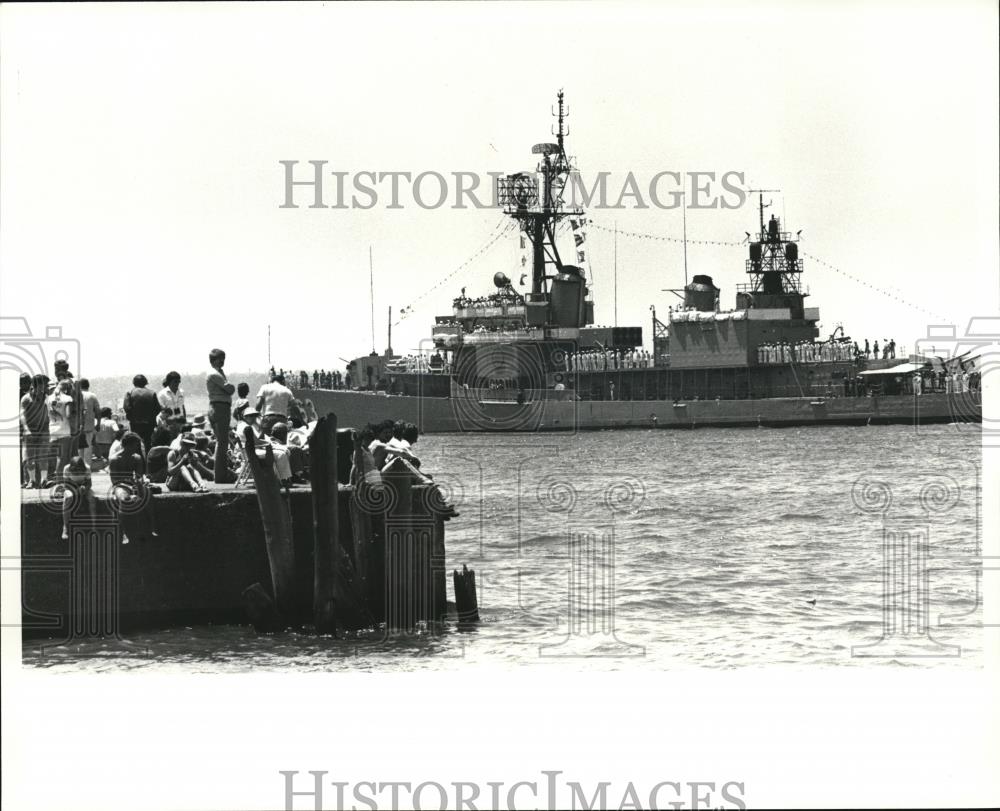 1981 Press Photo Cleveland&#39;s second Annual days of the ships festival - cva77220 - Historic Images