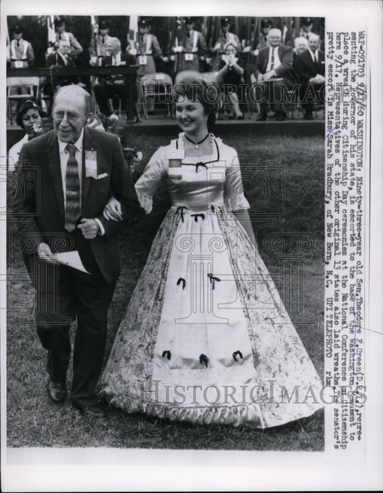 1960 Press Photo Senator Theodore Green with Miss Sarah Bradbury - Historic Images